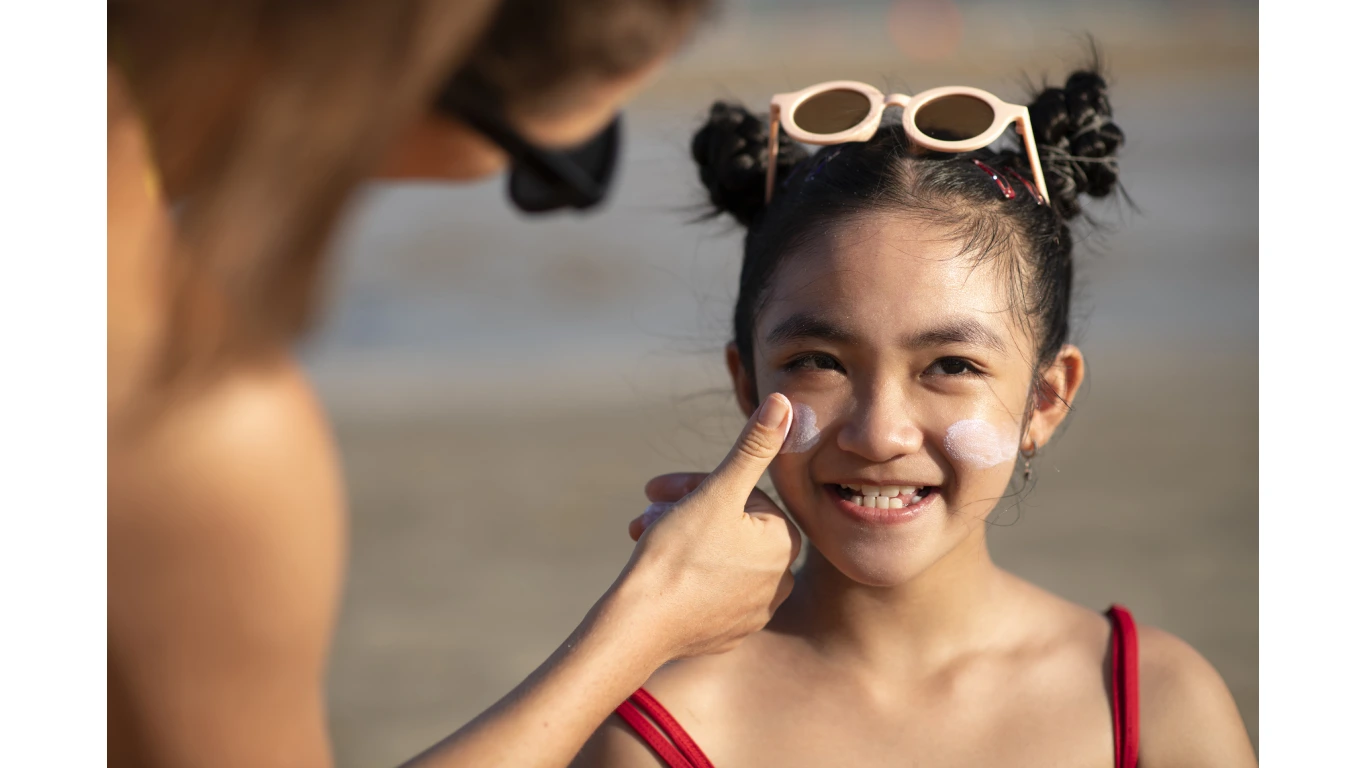 مراقبت از پوست کودکان در برابر آفتاب